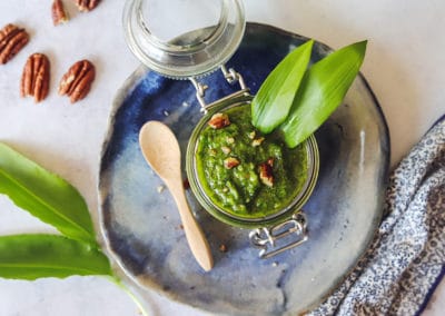 Pesto à l&rsquo;ail des ours : la recette Microbiote Friendly